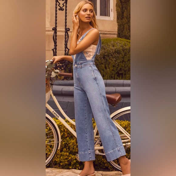 Free People Pants - Free People A-Line Light Wash Overalls Size 6